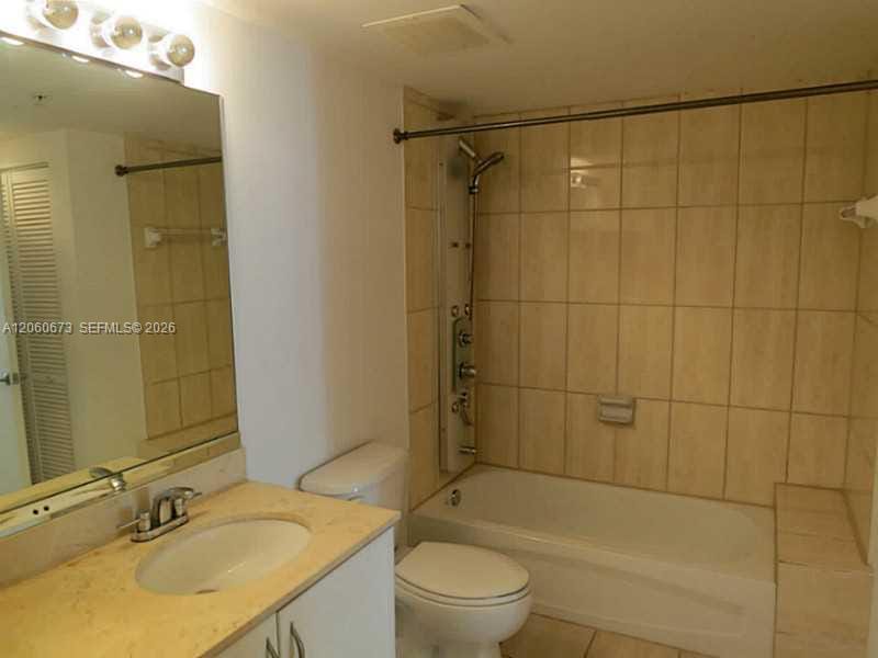 1750 N Bayshore Drive 2909, Miami, FL 33132 photo 9