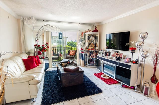 4717 NW 7th Street 609-10, Sunset Estates, Miami, FL
