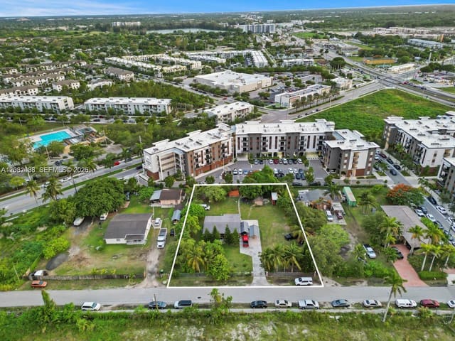 14240 Henderson Street, Homestead, FL 33032