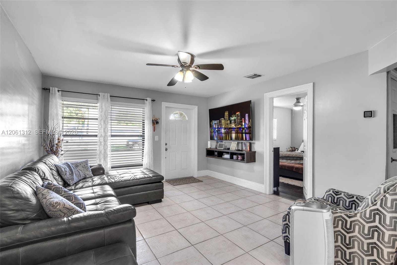 4873 SW 44th Terrace — photo 8