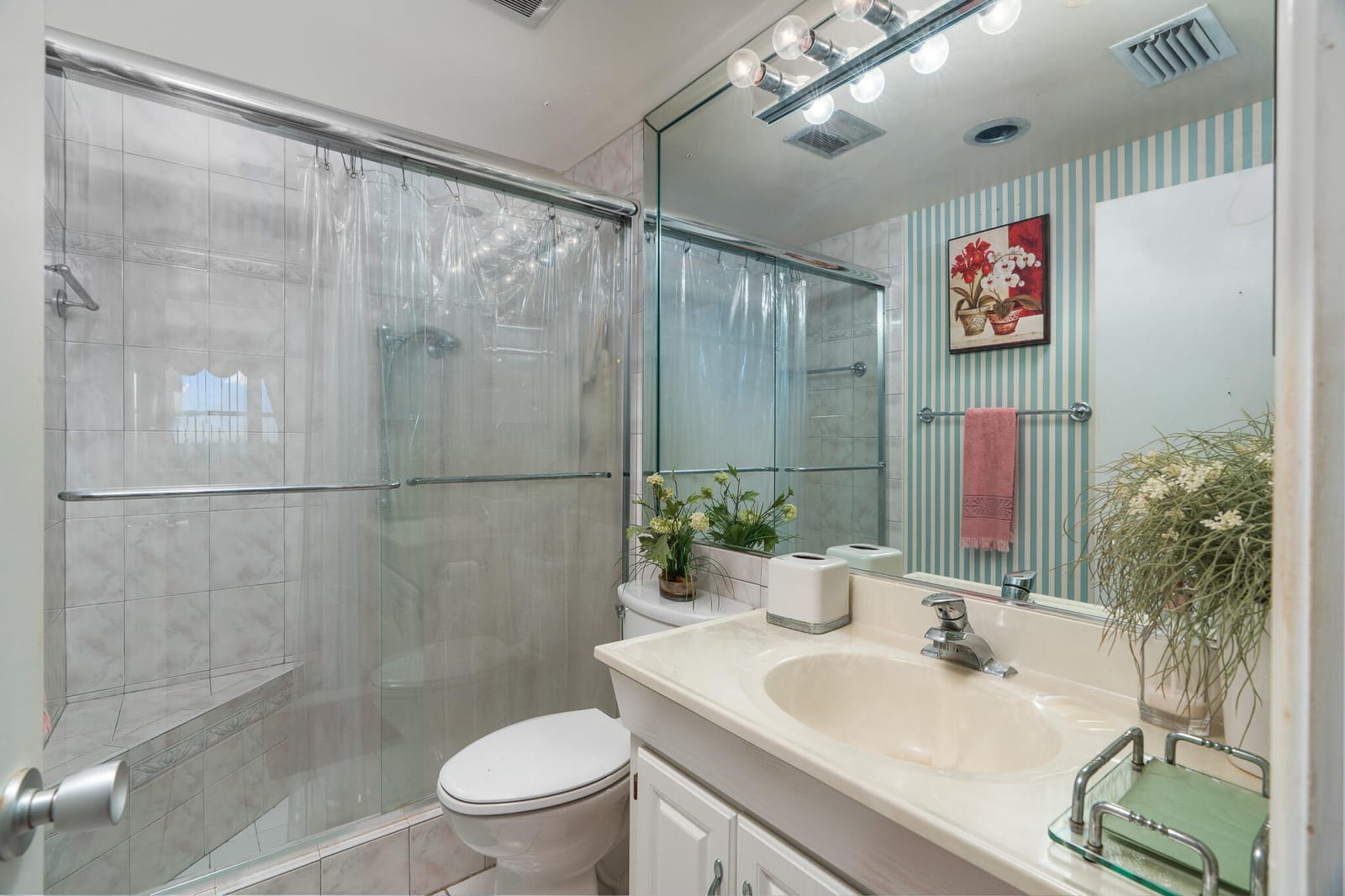 3200 NE 36TH Street 618 — photo 12