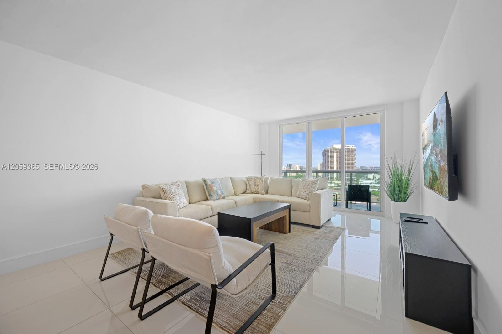 19370 Collins Avenue 1622 — photo 5