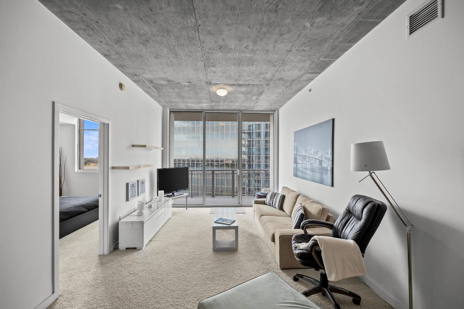 300 S Australian Avenue 1106 — photo 3