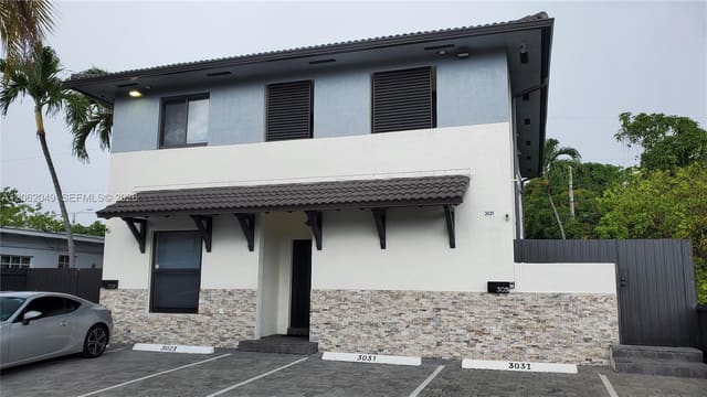 3021 SW 27th Lane 3031, Miami, FL 33133