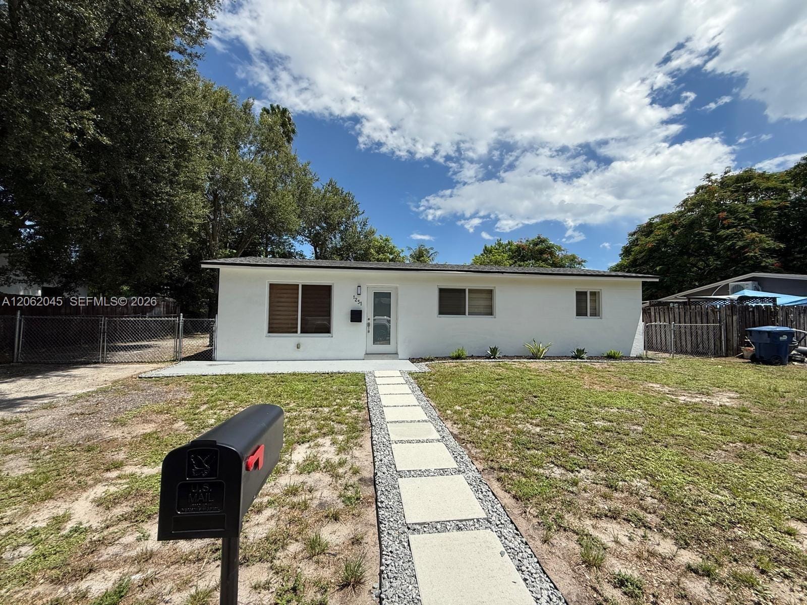 1251 NE 208th Terrace, Miami, FL 33179 photo 5