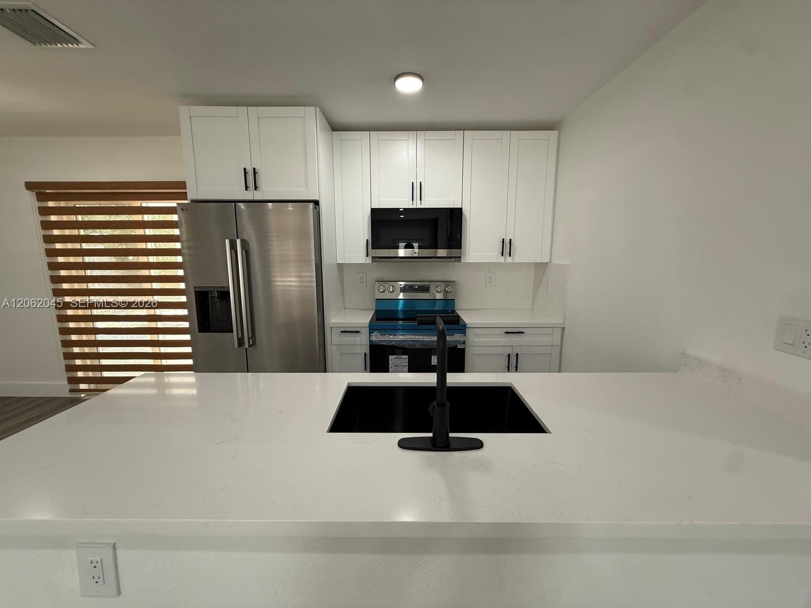 1251 NE 208th Terrace, Miami, FL 33179 photo 10