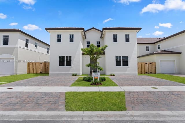 27350 SW 133rd Path, Villas Of Sunrise, Homestead, FL