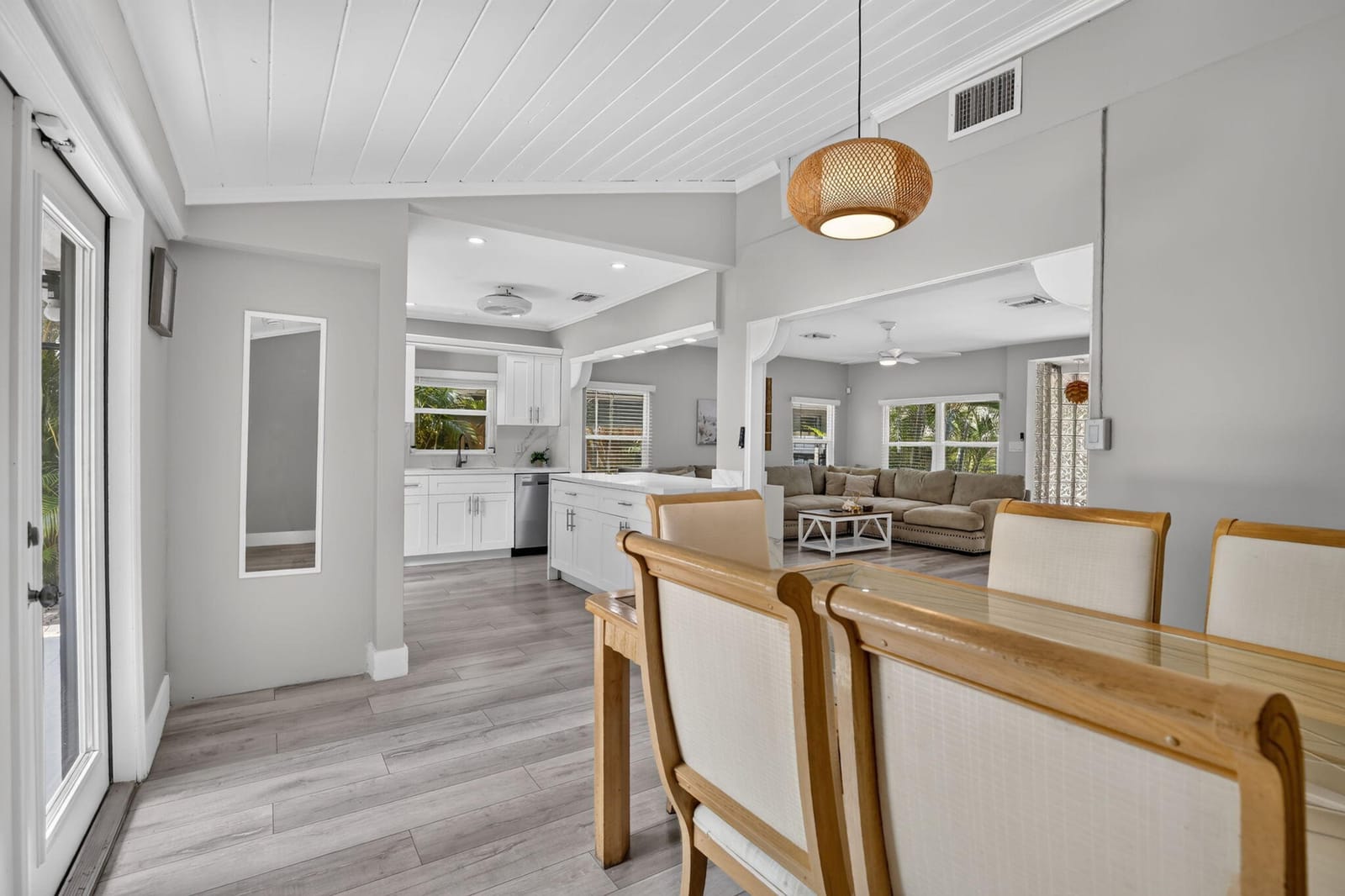 615 NE 13TH Avenue, Fort Lauderdale, FL 33304 photo 18