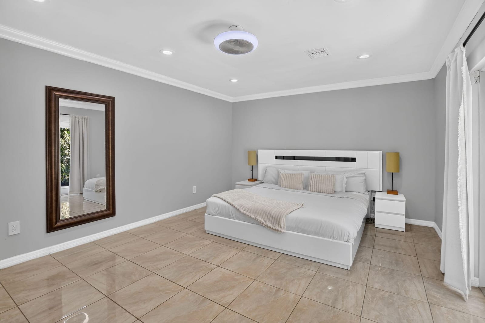 615 NE 13TH Avenue, Fort Lauderdale, FL 33304 photo 19