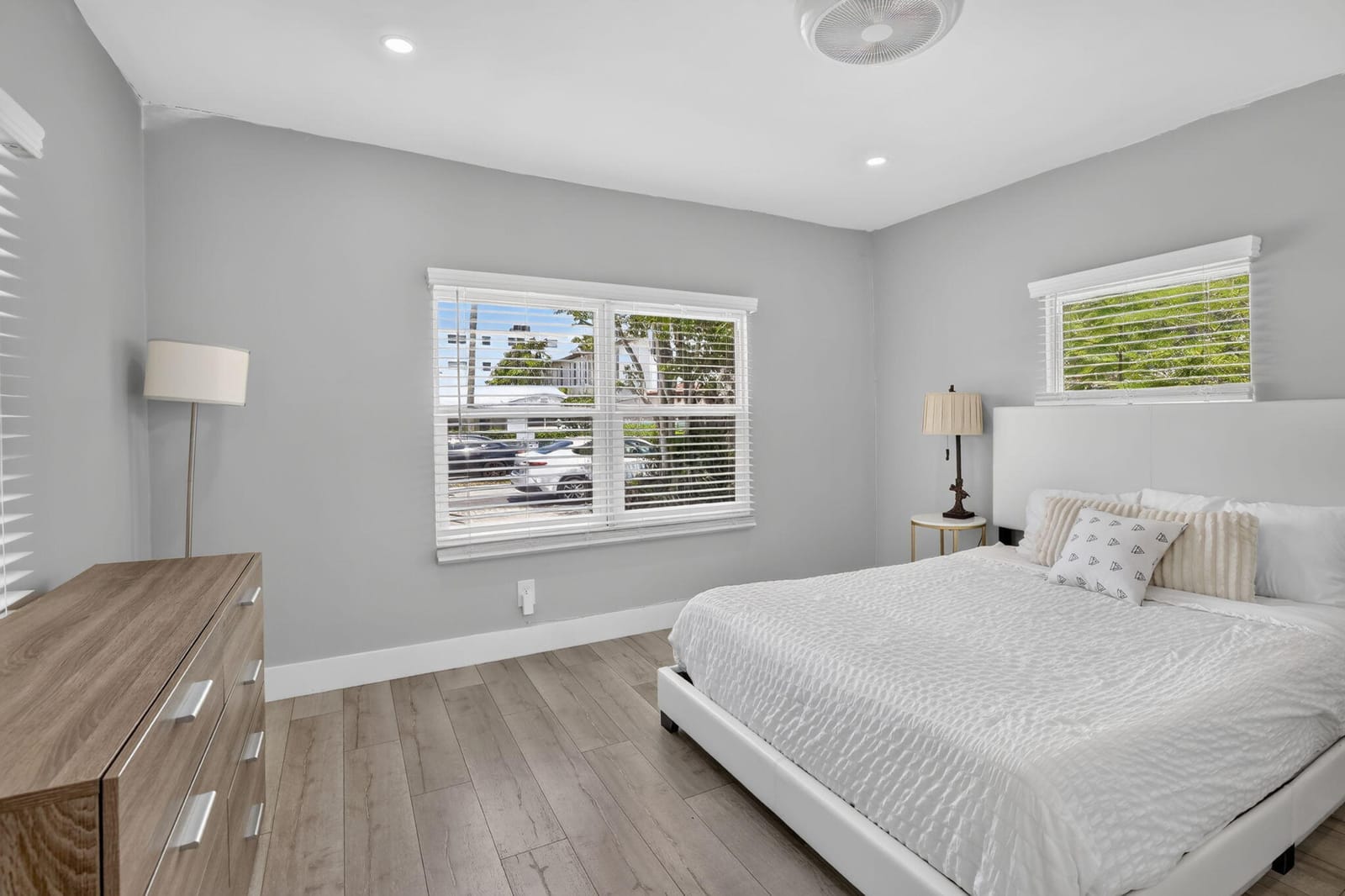 615 NE 13TH Avenue, Fort Lauderdale, FL 33304 photo 29
