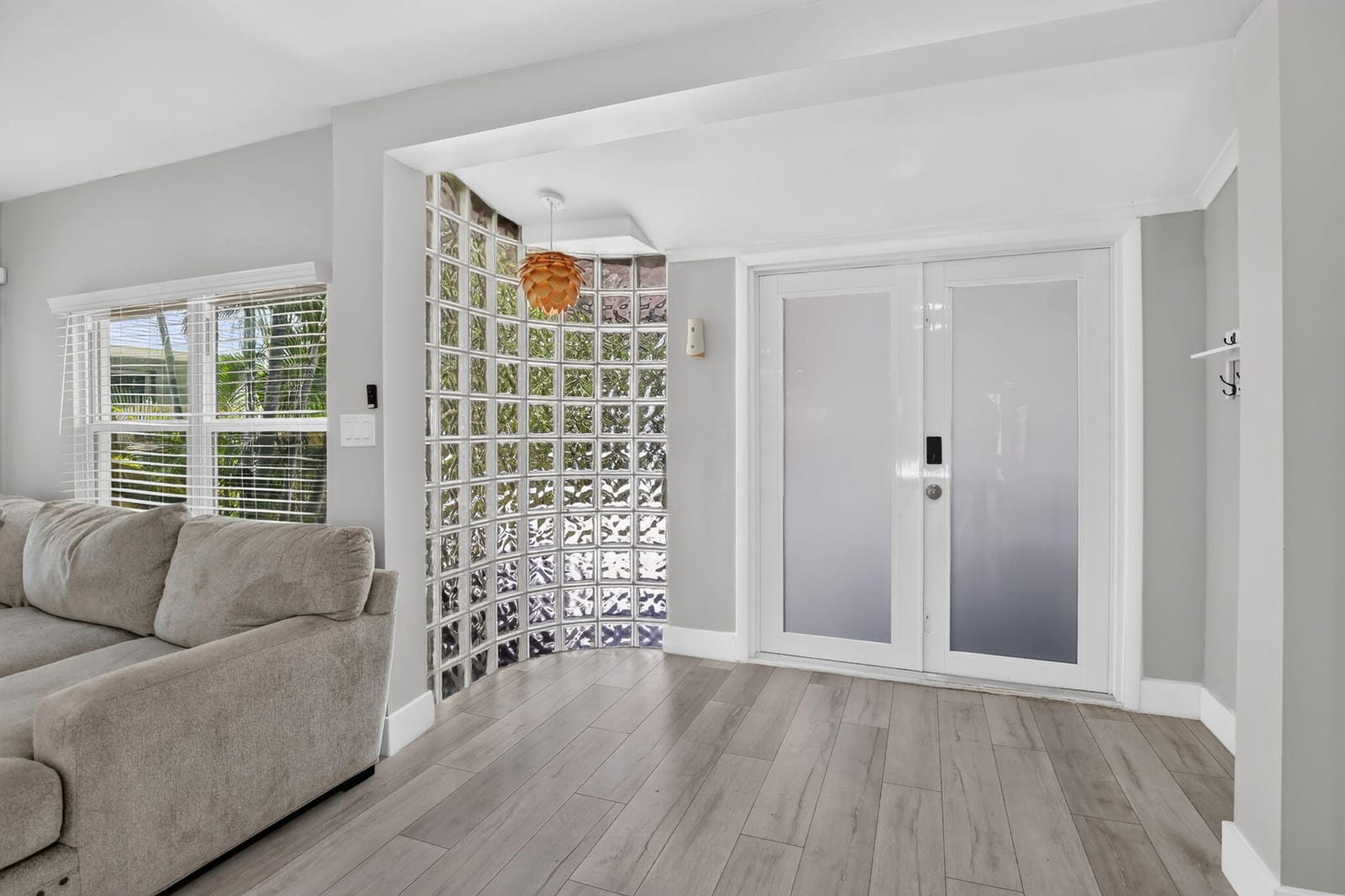 615 NE 13TH Avenue — photo 6