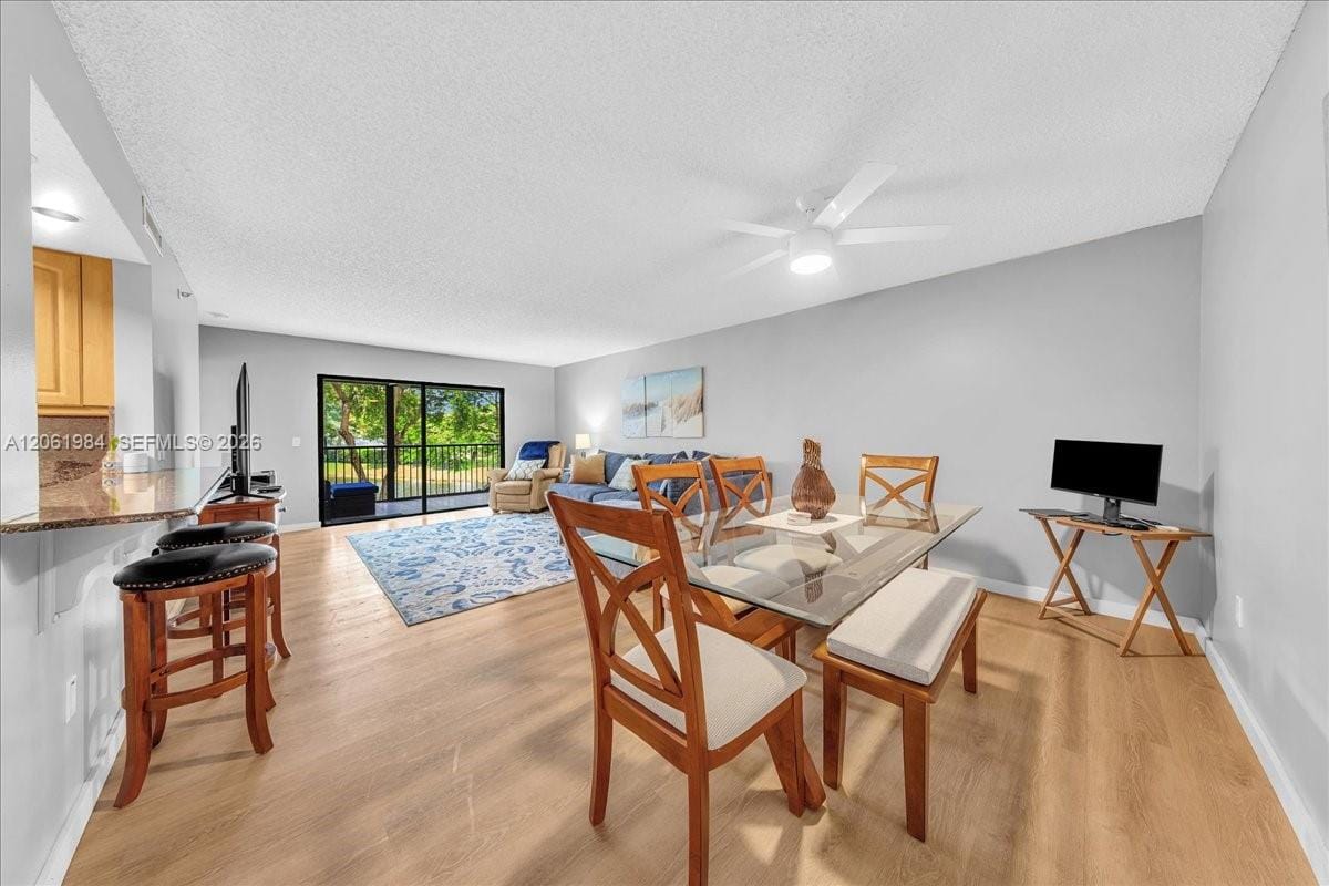 2240 N Cypress Bend Drive 204 — photo 10