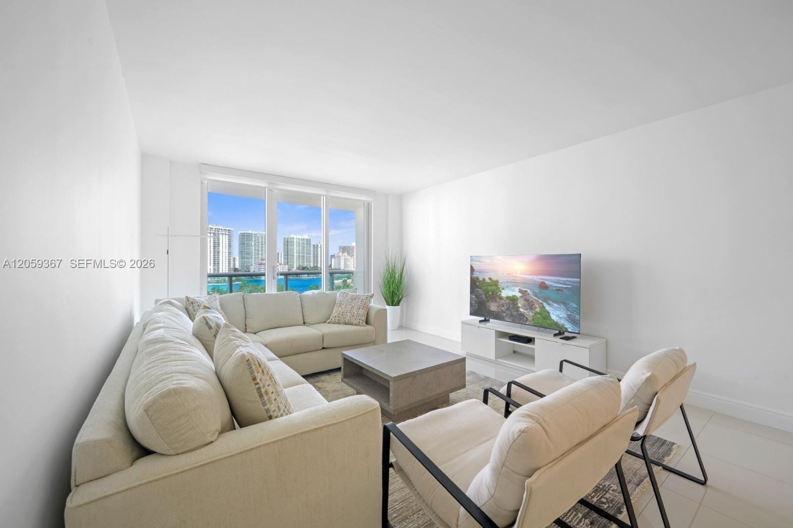 19370 Collins Avenue 1122 — photo 4