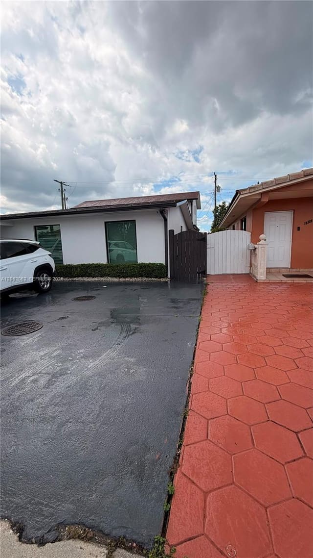 10370 SW 24th Street B, Miami, FL 33165