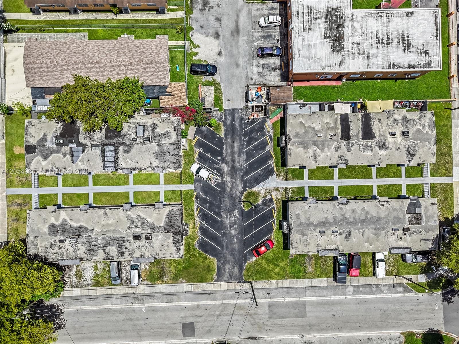 2090 NW 31st Street, Miami, FL 33142 photo 11