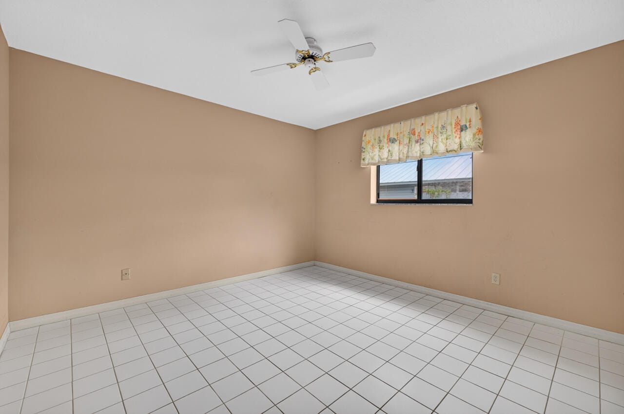 5803 DEER RUN Drive, Fort Pierce, FL 34951 photo 18