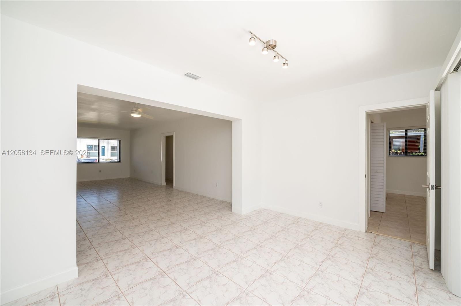 2340 SW 16th Street — photo 6