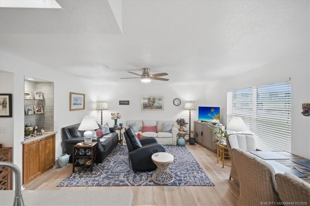 2929 SE Ocean Boulevard 147-5, Stuart, FL 34996 photo 3