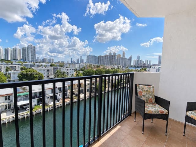 3703 NE 166th Street 704, North Miami Beach, FL 33160