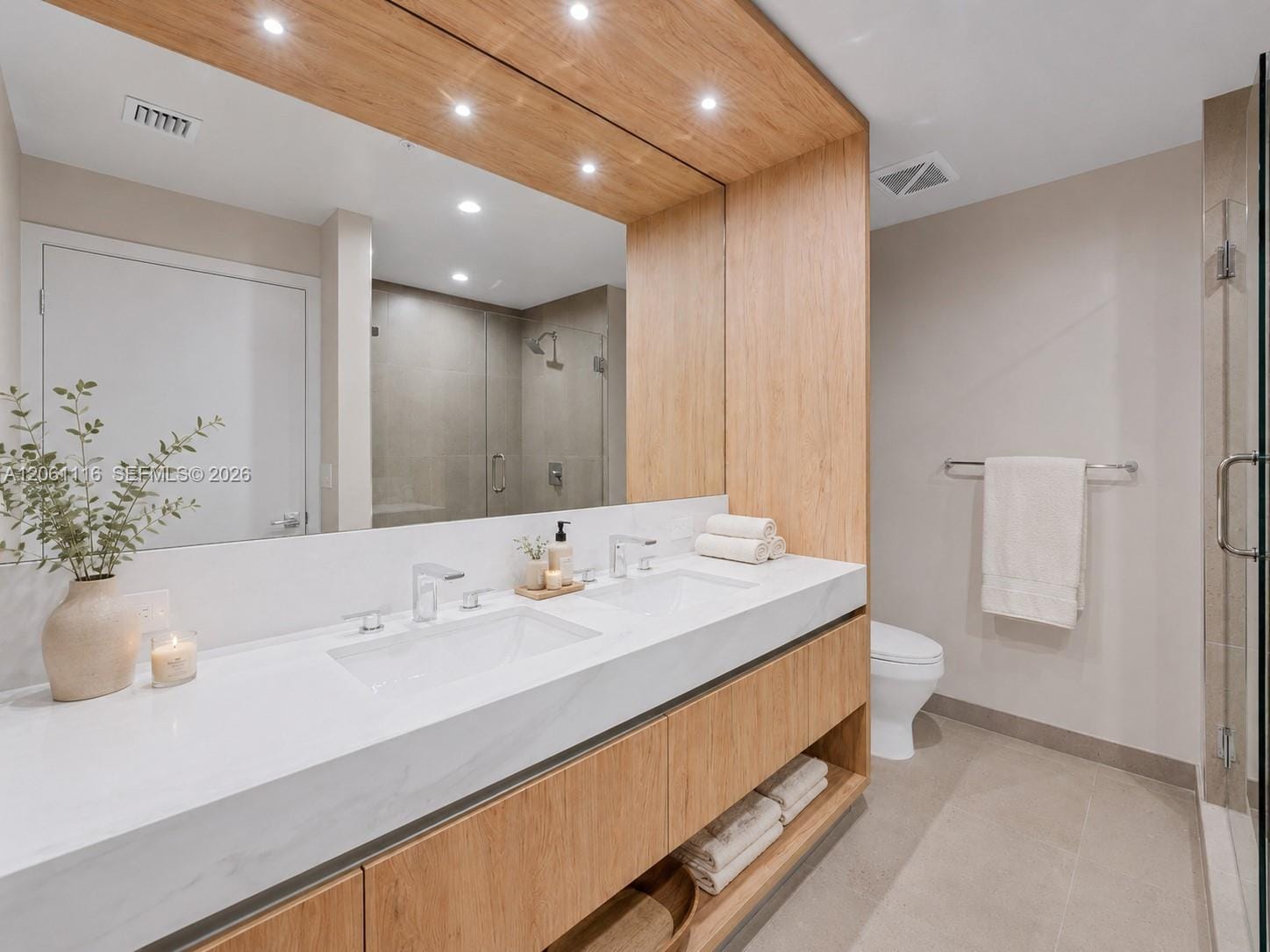 11 NE 6th Street 809, Miami, FL 33132 photo 13