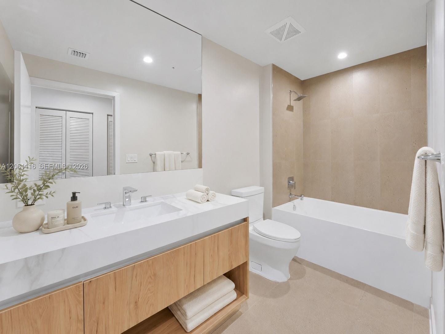 11 NE 6th Street 809, Miami, FL 33132 photo 19