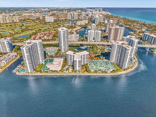 3530 Mystic Pointe Drive 1004, Mystic Pointe, Aventura, FL