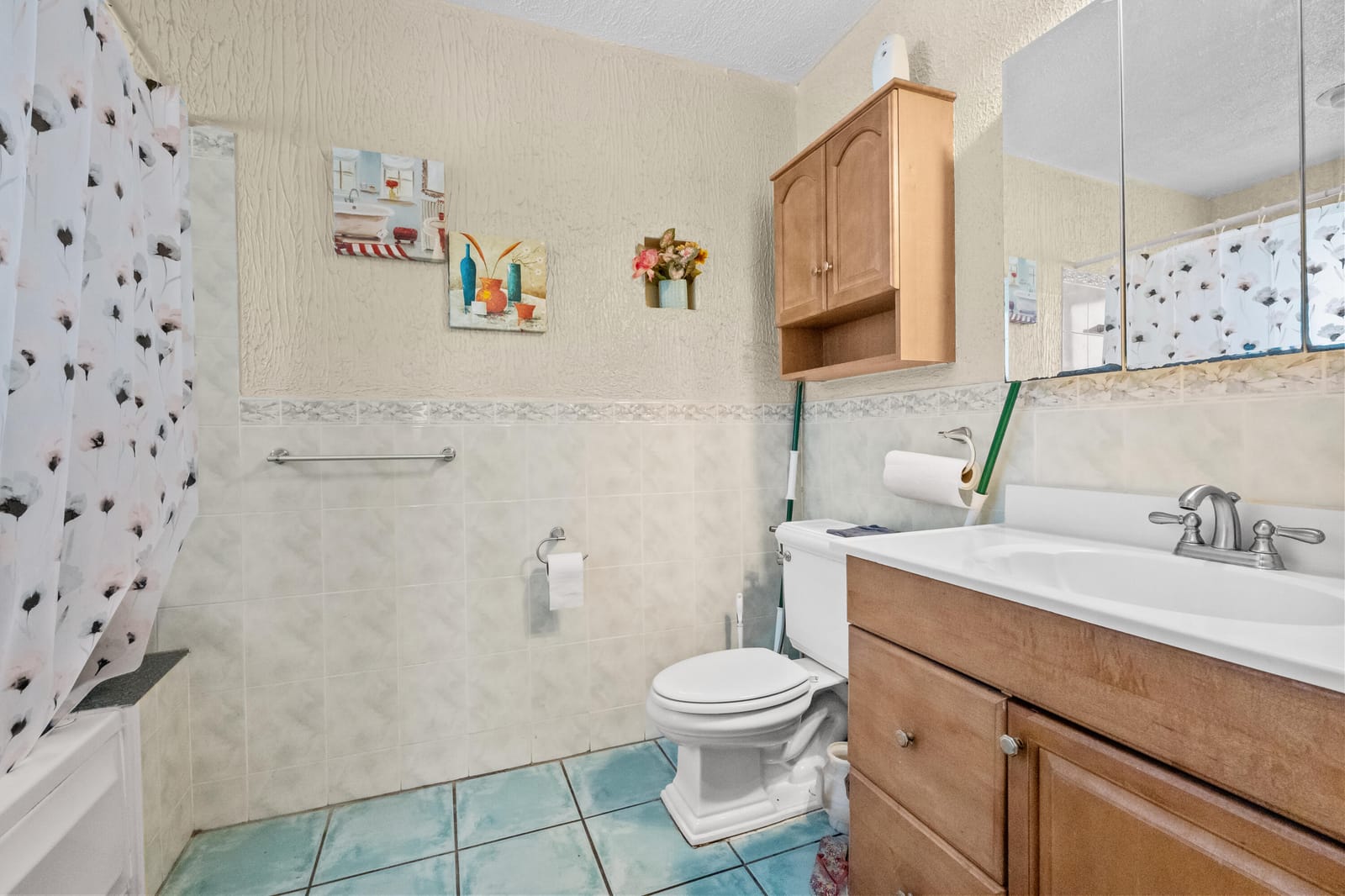 8460 NW 15TH Street — photo 11