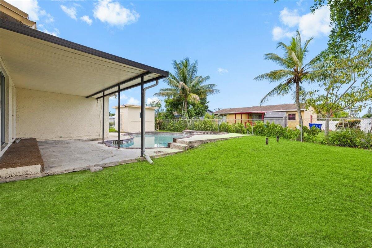 7712 SW 7TH Street, North Lauderdale, FL 33068 photo 18
