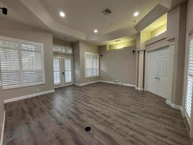 551 NW SHARPE Street — photo 3