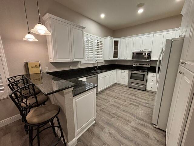 551 NW SHARPE Street — photo 4