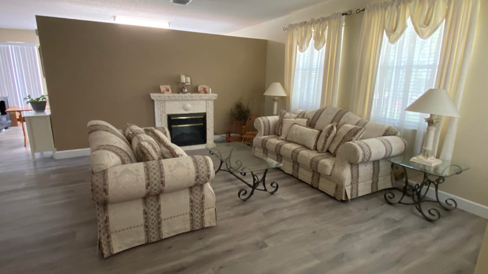 7650 OAK GROVE Circle — photo 6