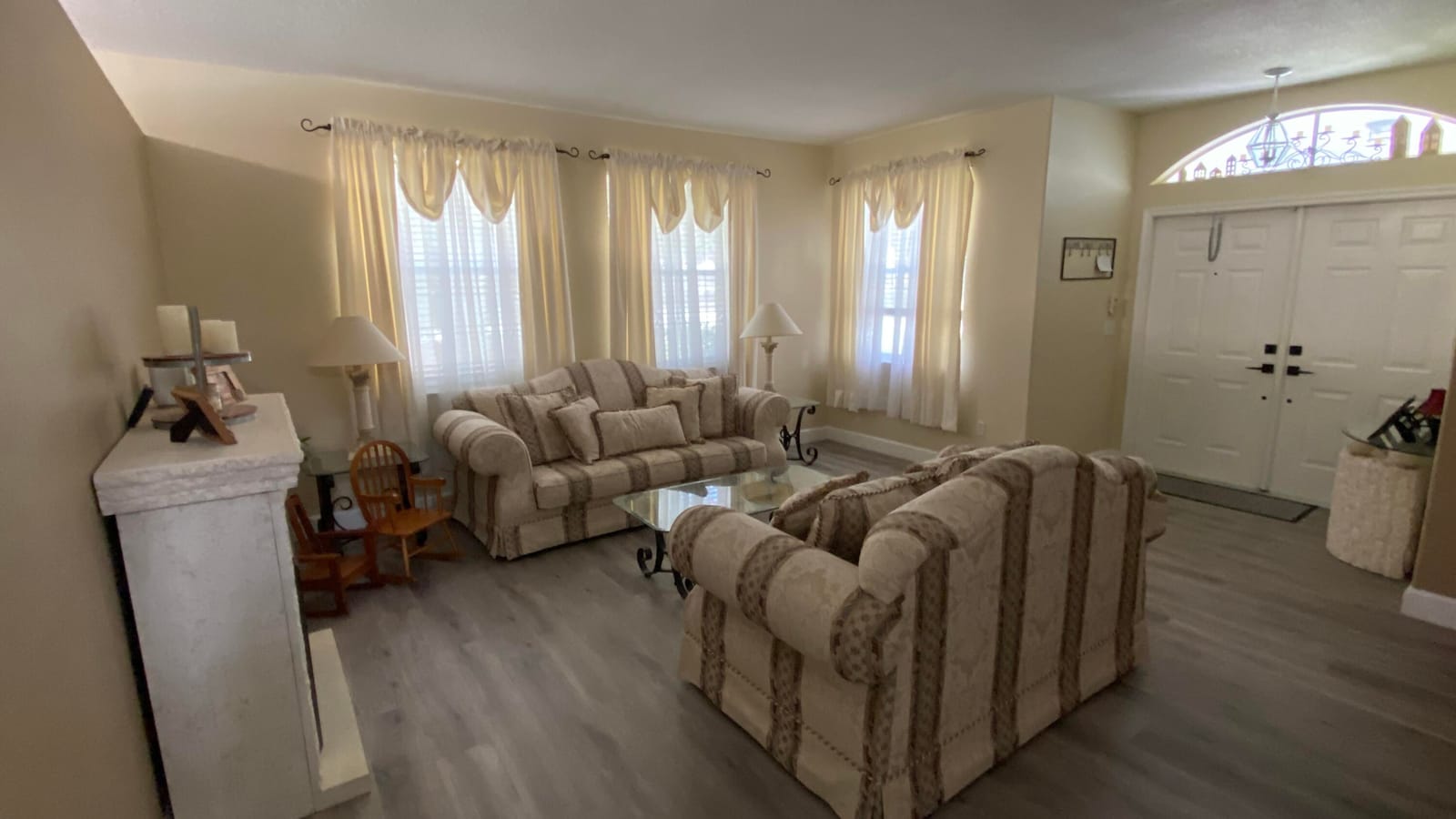 7650 OAK GROVE Circle — photo 8