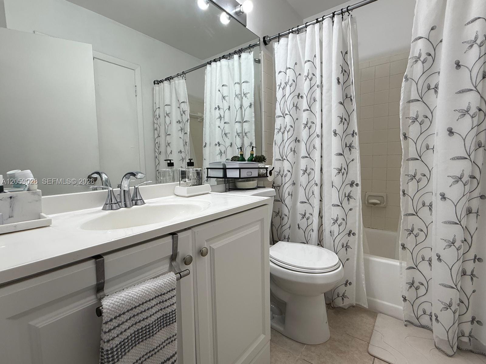 9103 SW 138th Place 9103 — photo 12