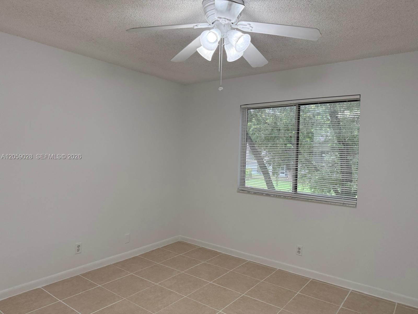 9103 SW 138th Place 9103 — photo 6