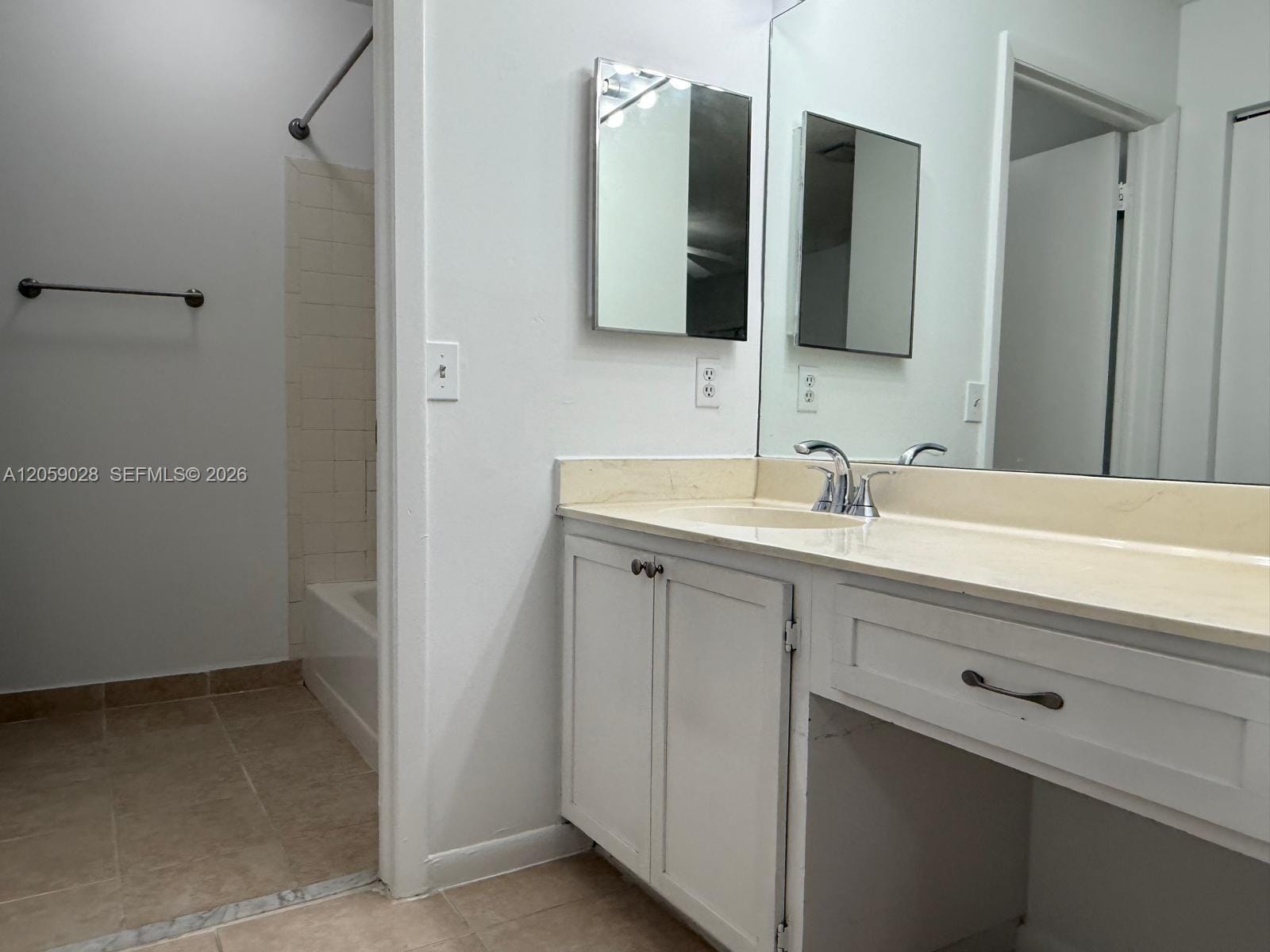 9103 SW 138th Place 9103 — photo 9