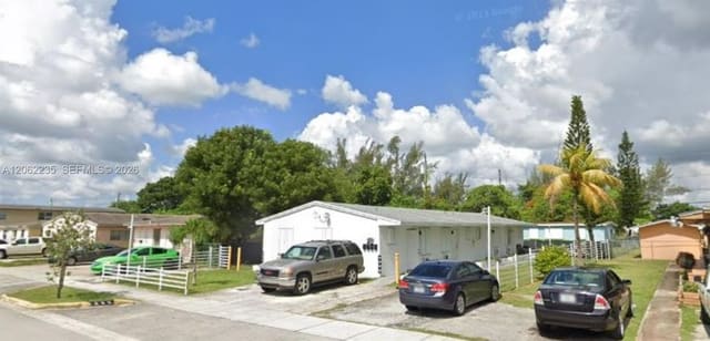 1462 NW 2nd Avenue 2, Florida City, FL 33034