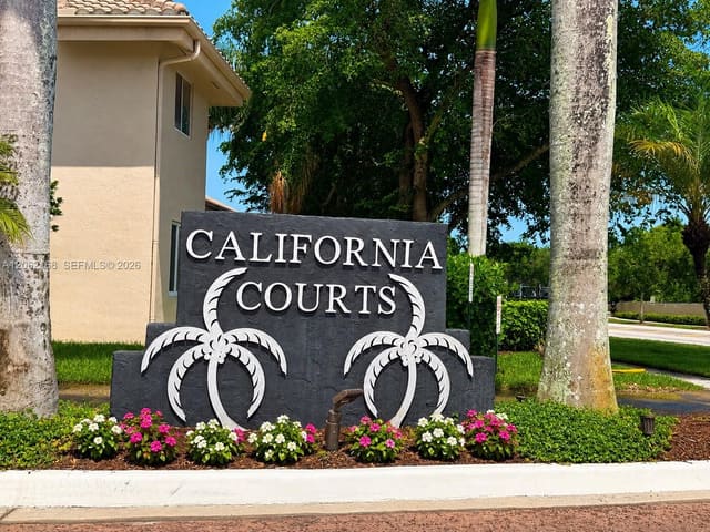 16341 Malibu Drive 19, Weston, FL 33326