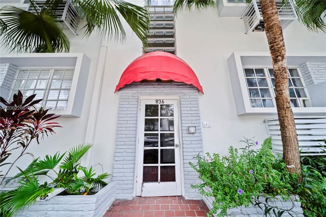 836 10th Street 8, The Lorena, Miami Beach, FL