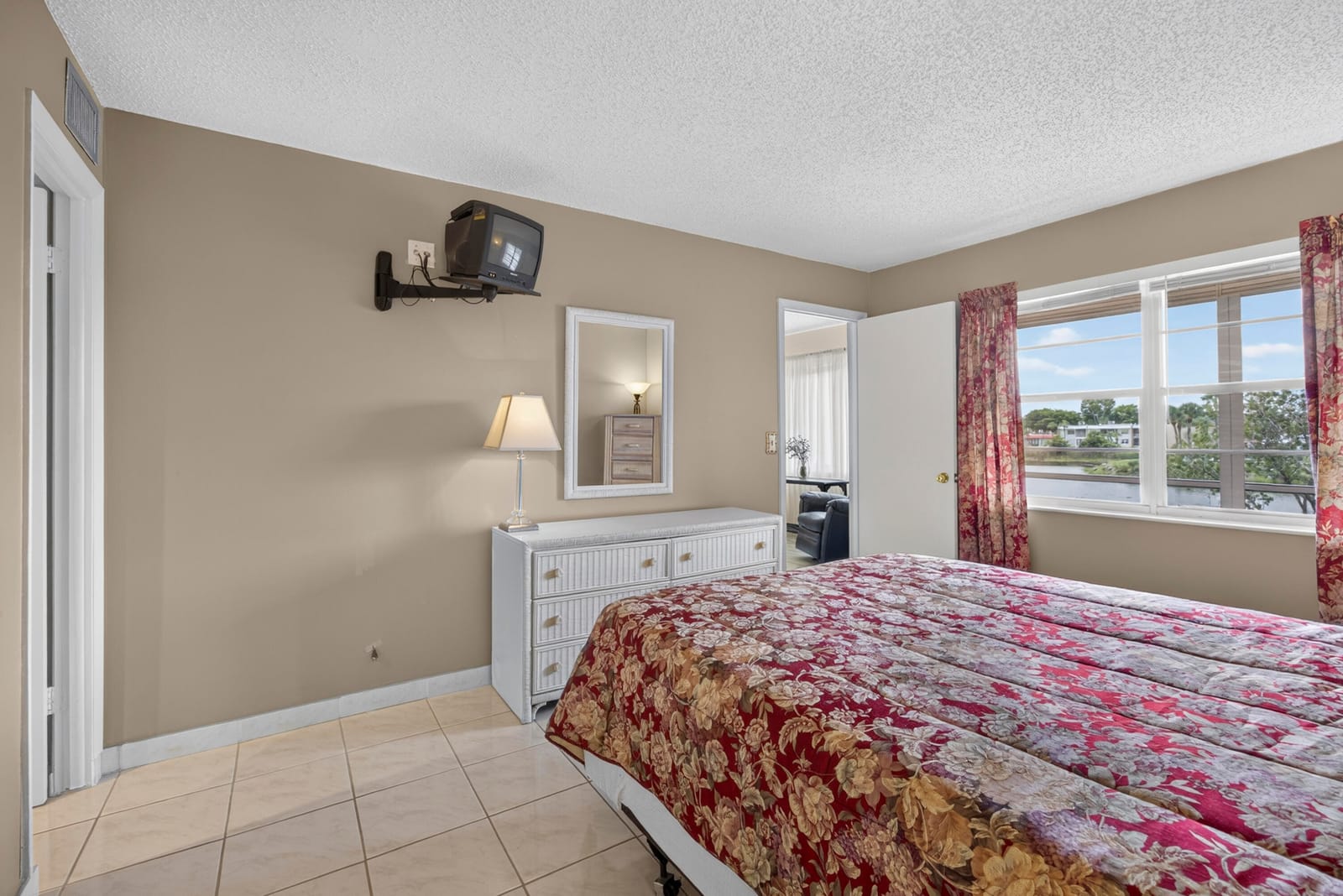 355 Lake Frances Drive — photo 11