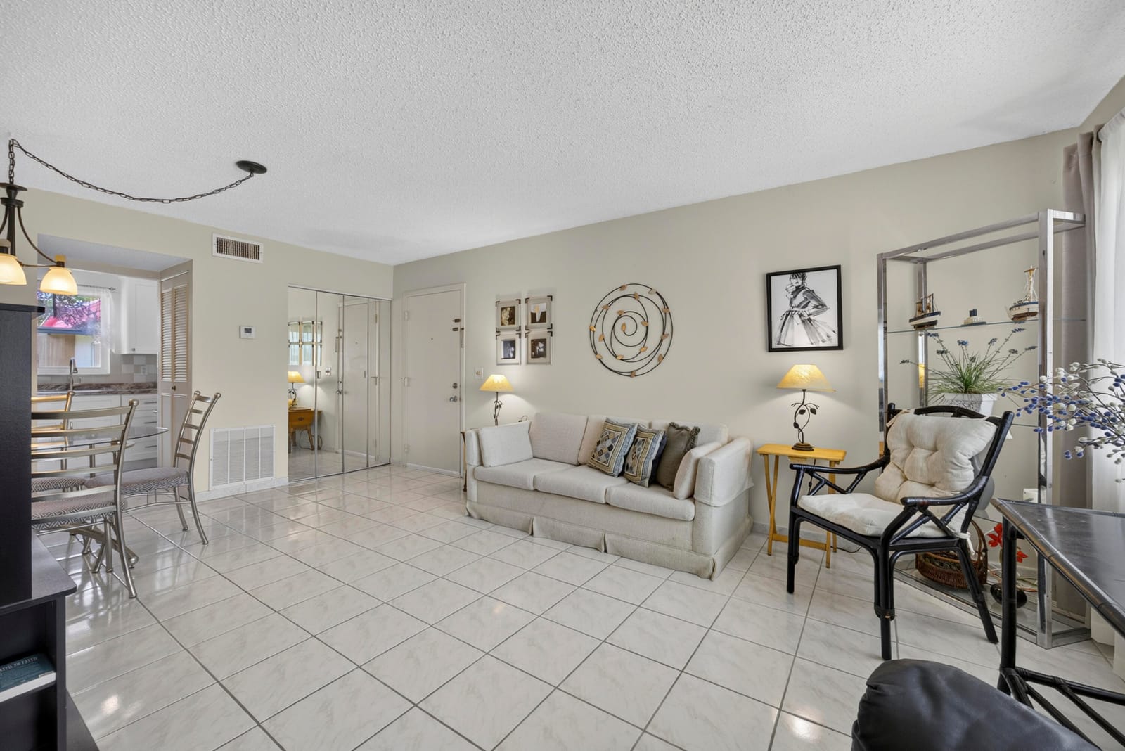 355 Lake Frances Drive — photo 8