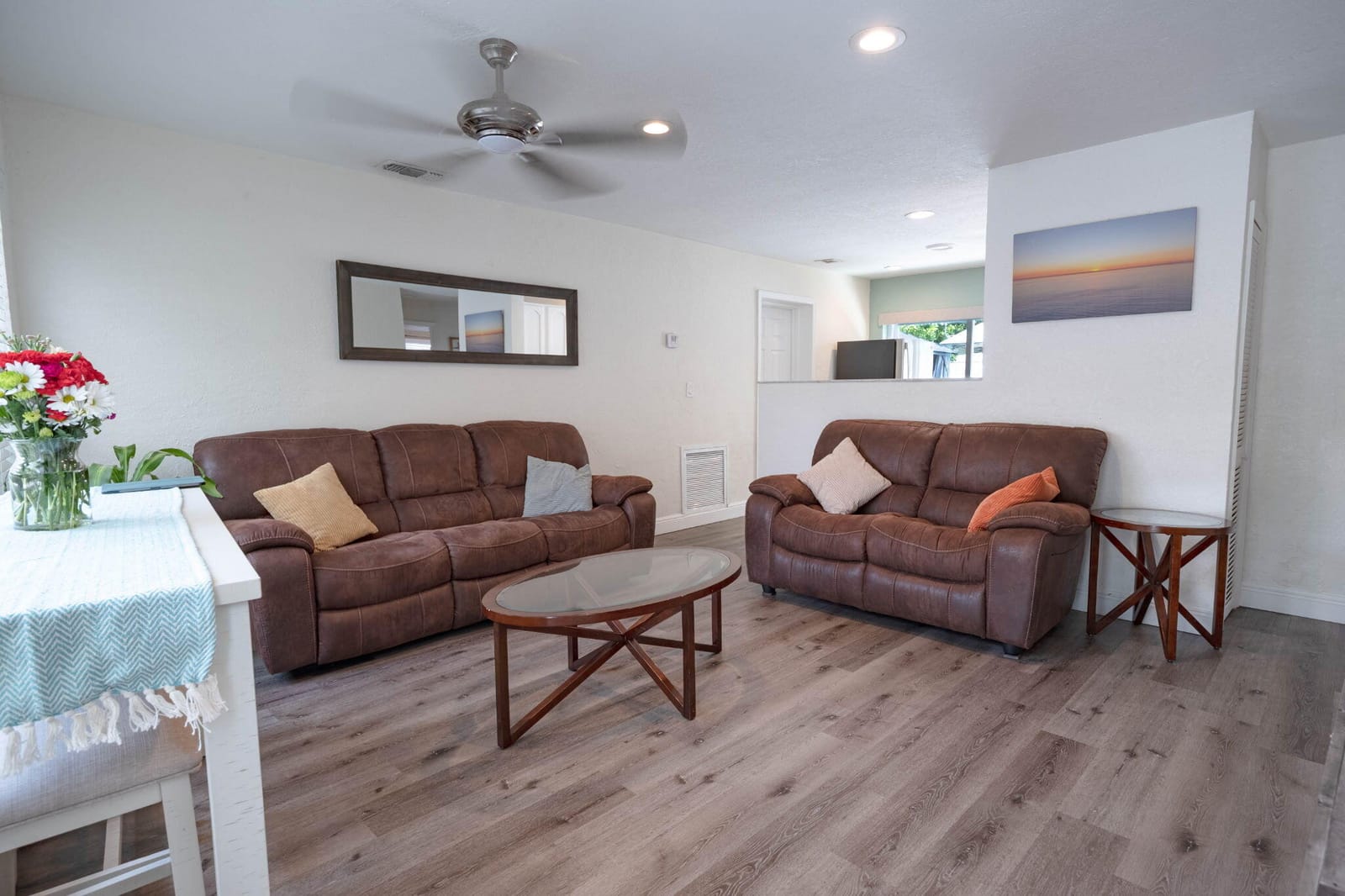 1561 NE 30TH Court — photo 4