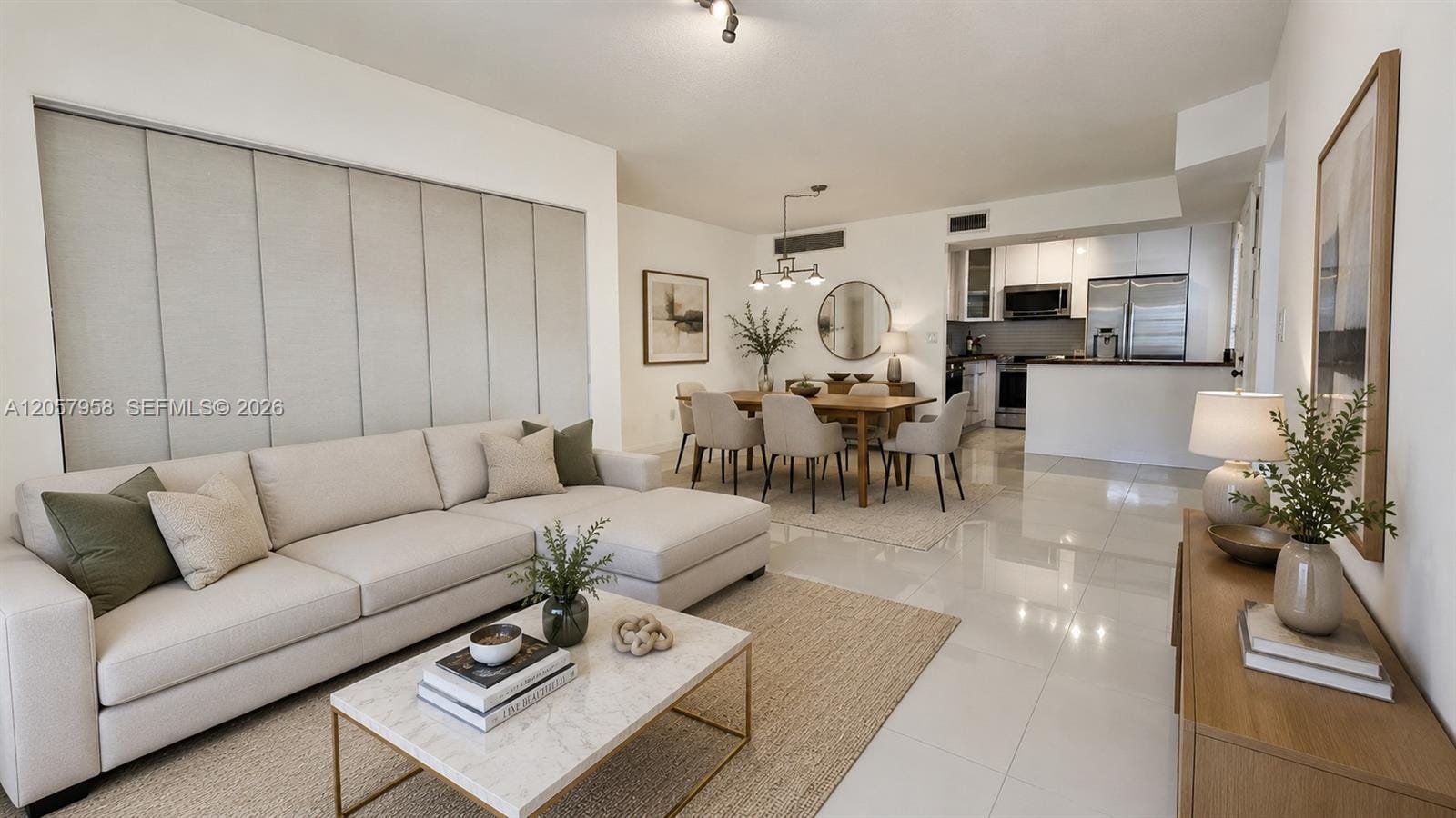 Pending home at 9850 NW 3rd Court 2, Plantation, FL 33324