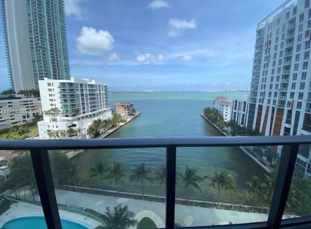 460 NE 28th Street 906, Icon Bay, Miami, FL
