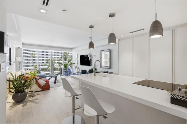 5600 Collins Avenue 5A, Miami Beach, FL 33140
