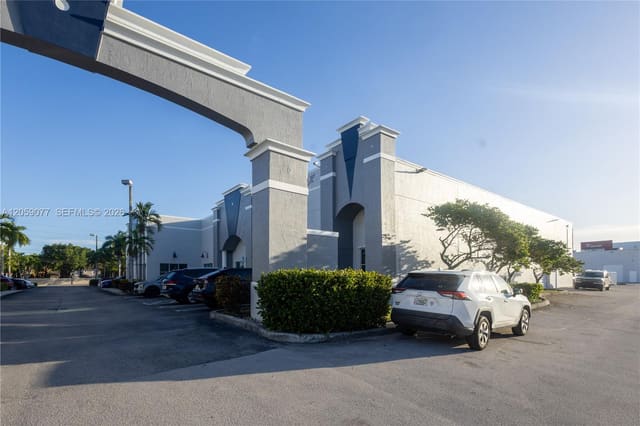 0000 NW 58th, Doral, FL 33178