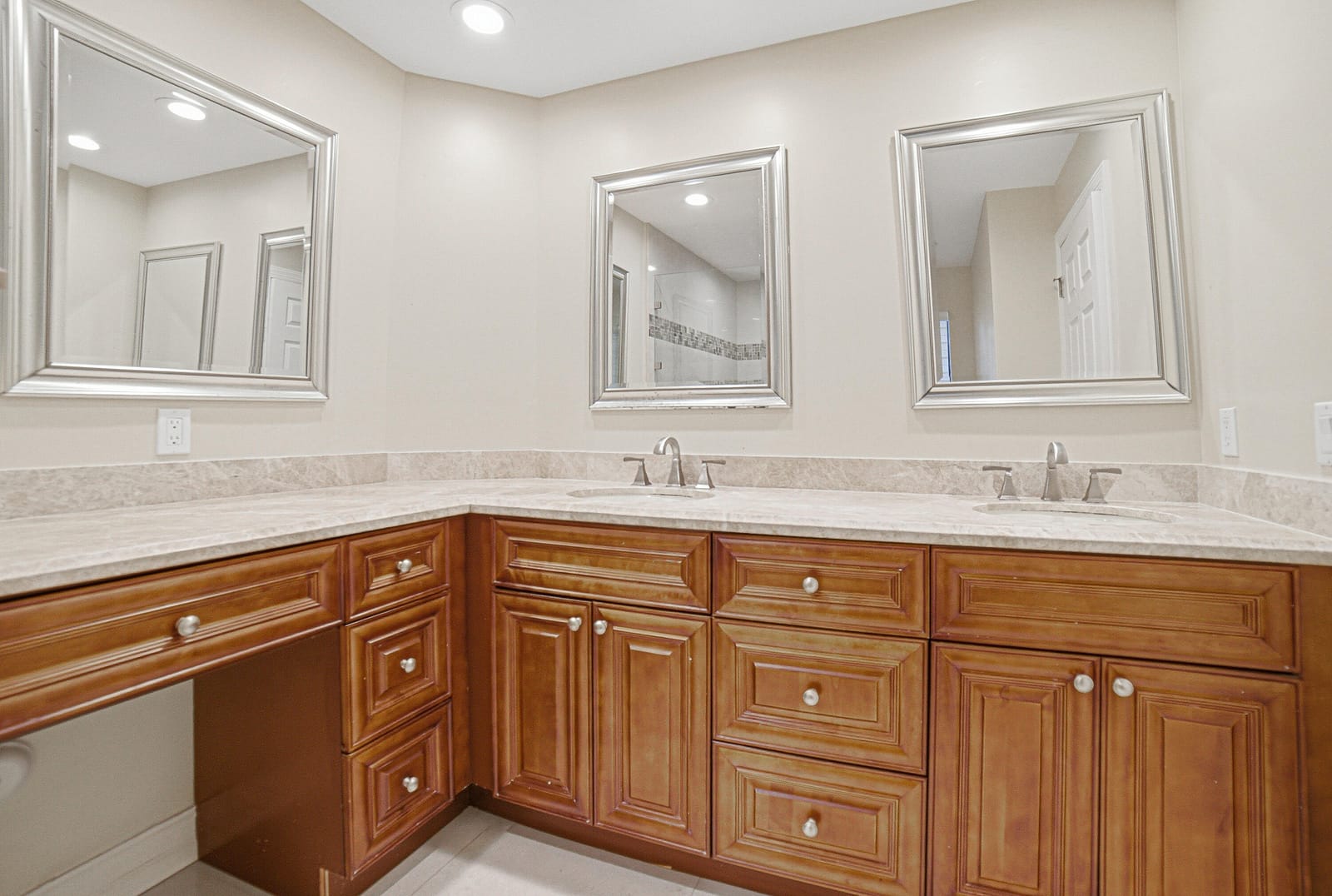 85 PELICAN POINTE Drive 203, Delray Beach, FL 33483 photo 27