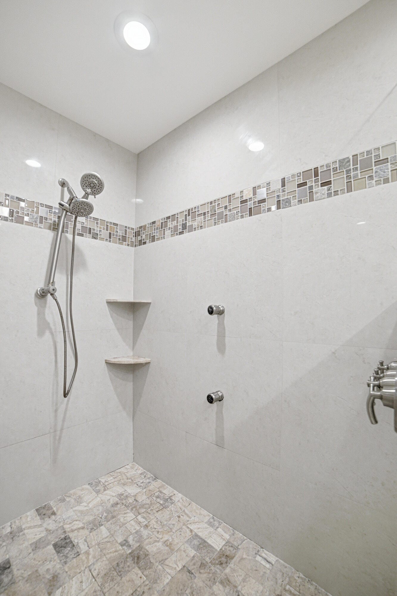 85 PELICAN POINTE Drive 203, Delray Beach, FL 33483 photo 29