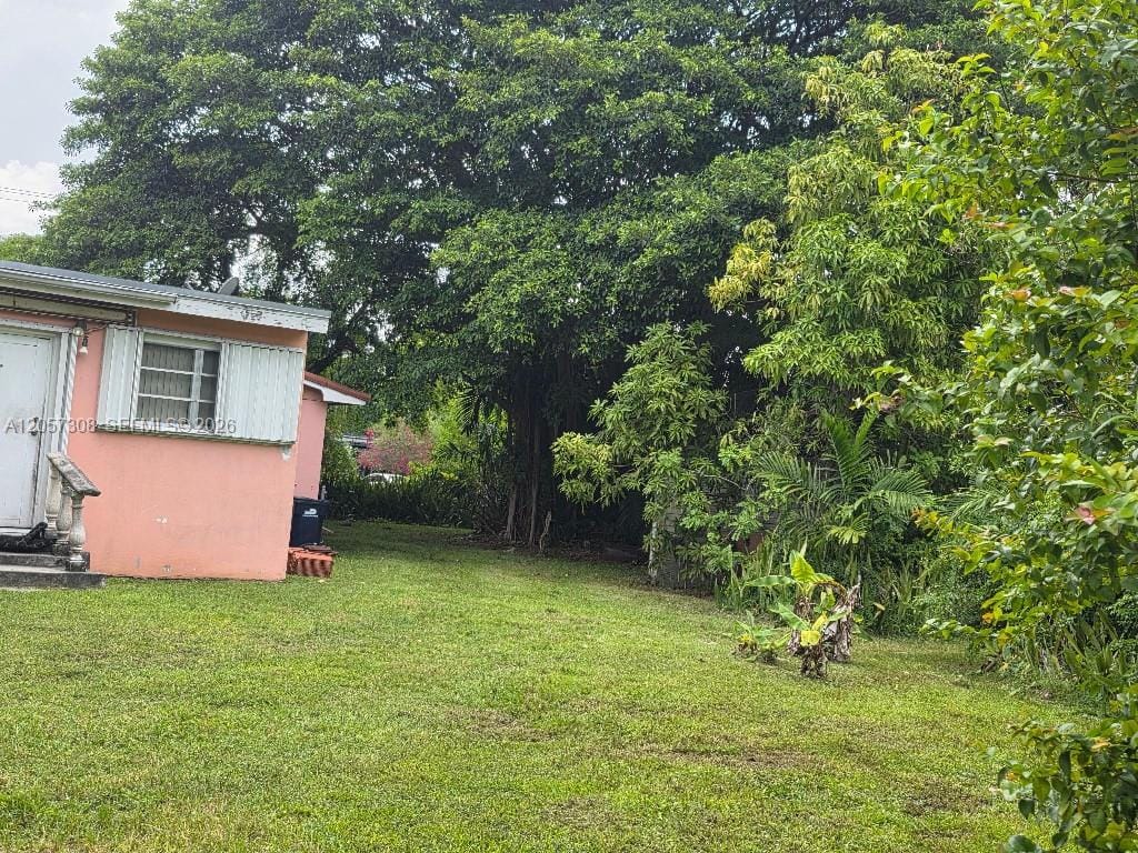 881 Albatross Street — photo 11