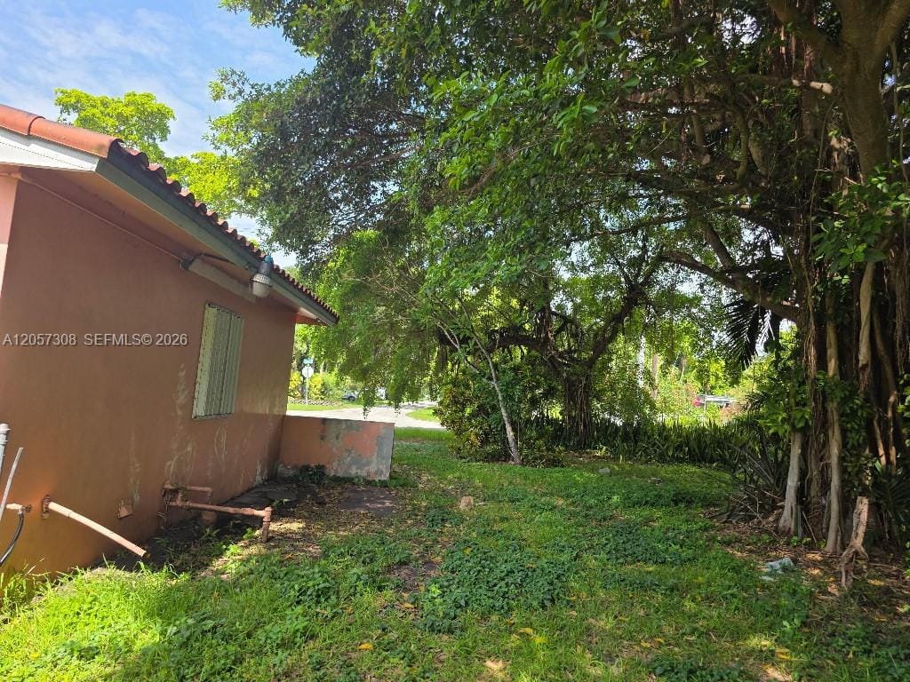 881 Albatross Street — photo 12