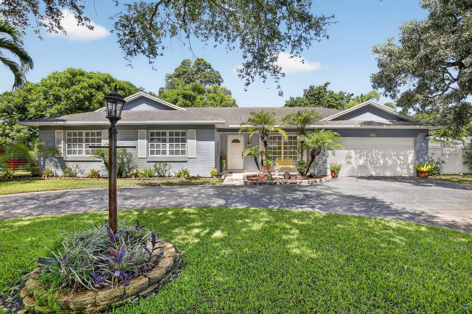 Pending home at 721 SW 59TH Avenue, Plantation, FL 33317